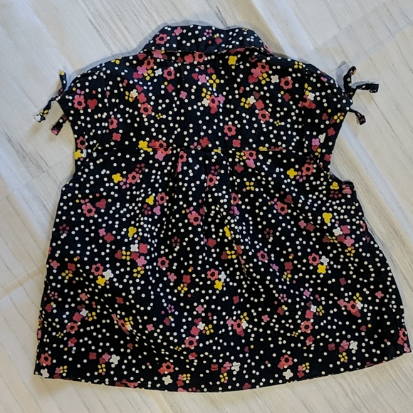 🍒 Beautiful 12M Tops Bundle - Picture 3 of 6